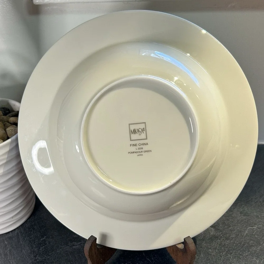 Mikasa‎ Pompadour Green & Gold Porcelain 10